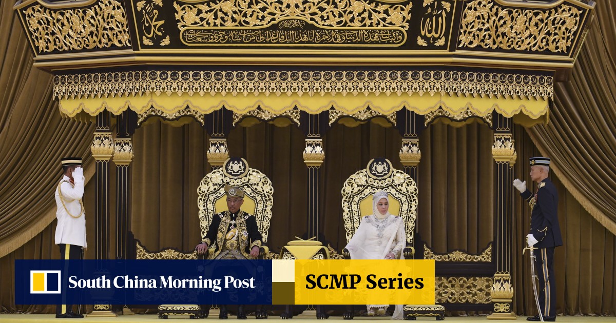 Malaysia S Monarchy Looks To Turn Page On Scandal As New King Sultan Abdullah Sultan Ahmad Shah Installed South China Morning Post