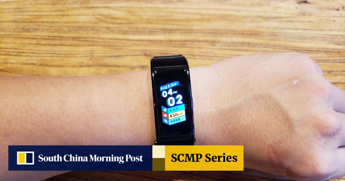 Huawei TalkBand B5 full review activity tracker with colour
