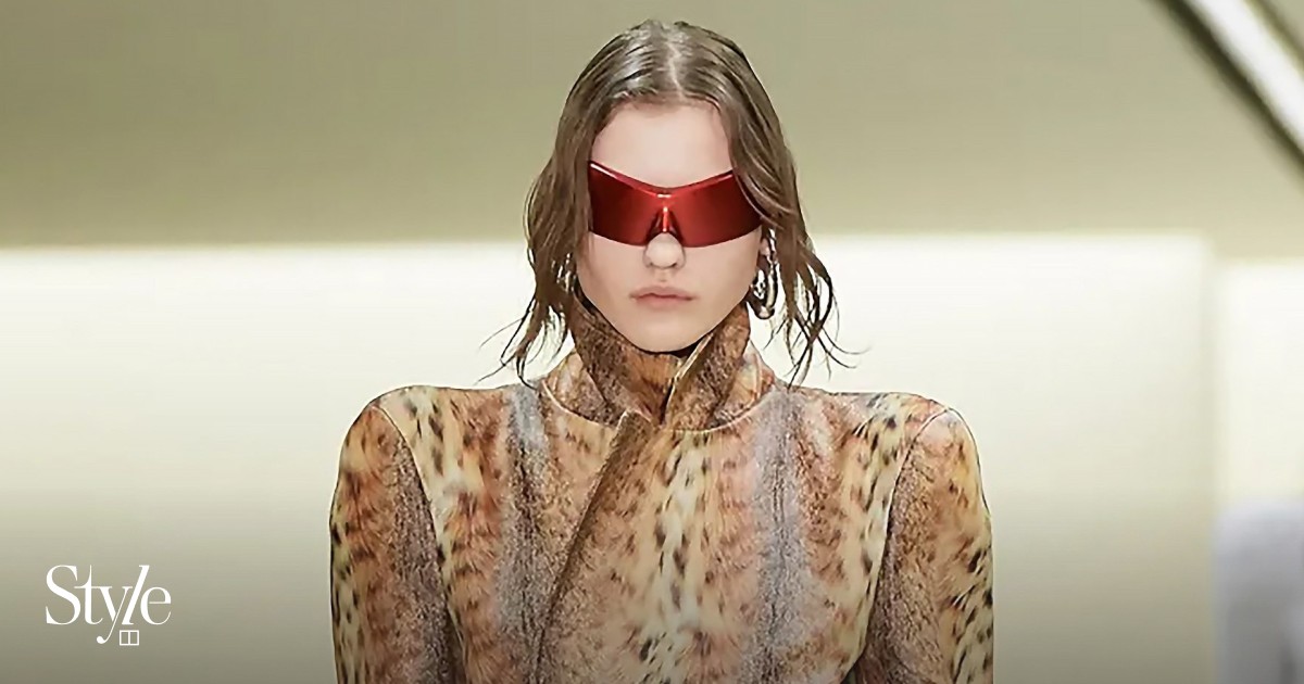 PFW2023: Balenciaga attempts redemption after bondage bear scandal creative director Demna returned to the luxury fashion brand's roots after Kering boss Franois-Henri Pinault's recent comments | South China Morning Post PFW2023: Balenciaga attempts redemption after bondage bear scandal creative director Demna returned to the luxury fashion brand's roots after Kering boss Franois-Henri Pinault's recent comments | South China Morning Post