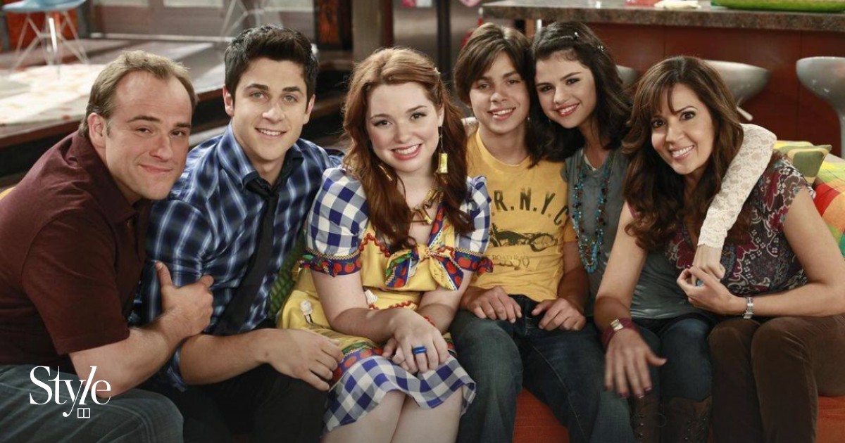 Wizard Place Cast
