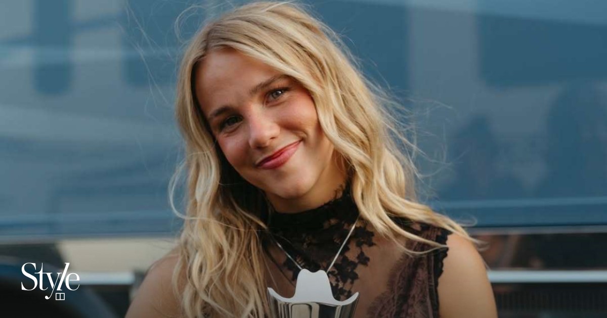 Who is Avery Anna, the country singer just crowned New Female Artist of the Year?