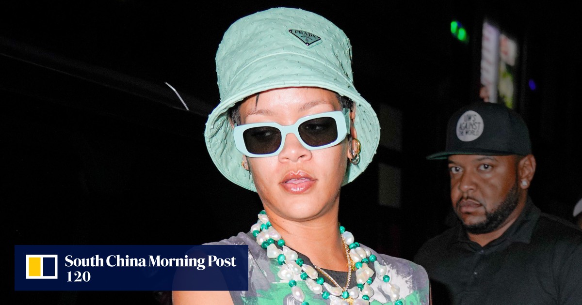 Thanks to Seemingly Every Celebrity, the Bucket Hat Has Made Yet Another  Comeback