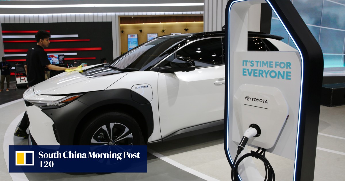 Electric vehicle sales boom unlikely to ease Asia’s dependence on energy imports, analysts warn