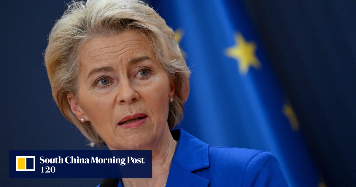L’Unione Europea minaccia di assumere una posizione più dura nei confronti della Cina mentre crescono le preoccupazioni sulle politiche economiche di Pechino in vista del vertice