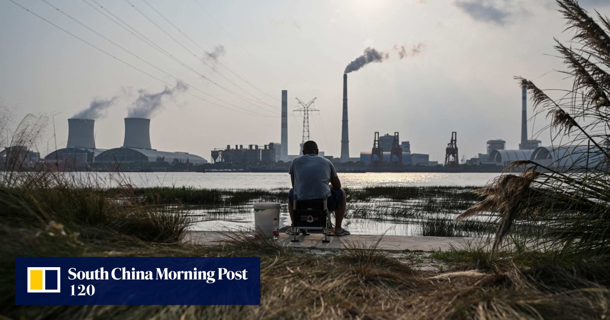 Climate change: China must lead on fossil fuel phase-out, as world struggles to limit global-warming impact, report says