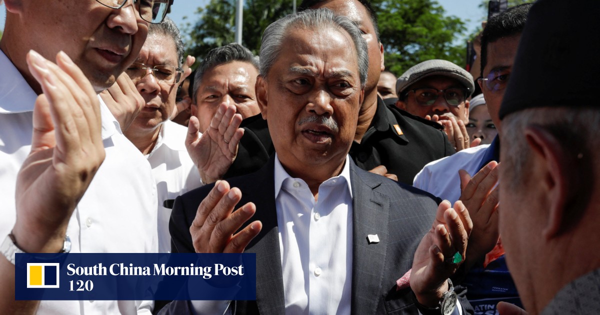 Malaysia opposition leader Muhyiddin Yassin to step down as party president