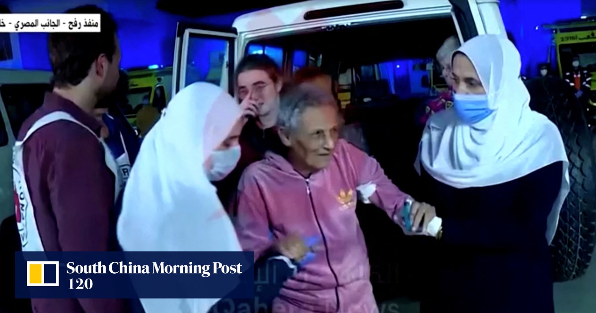 Hamas frees 12 hostages, Israel releases 30 Palestinians
