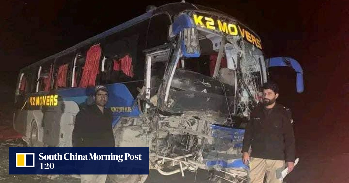 8 killed, 26 wounded, in terrorist attack on Pakistan passenger bus