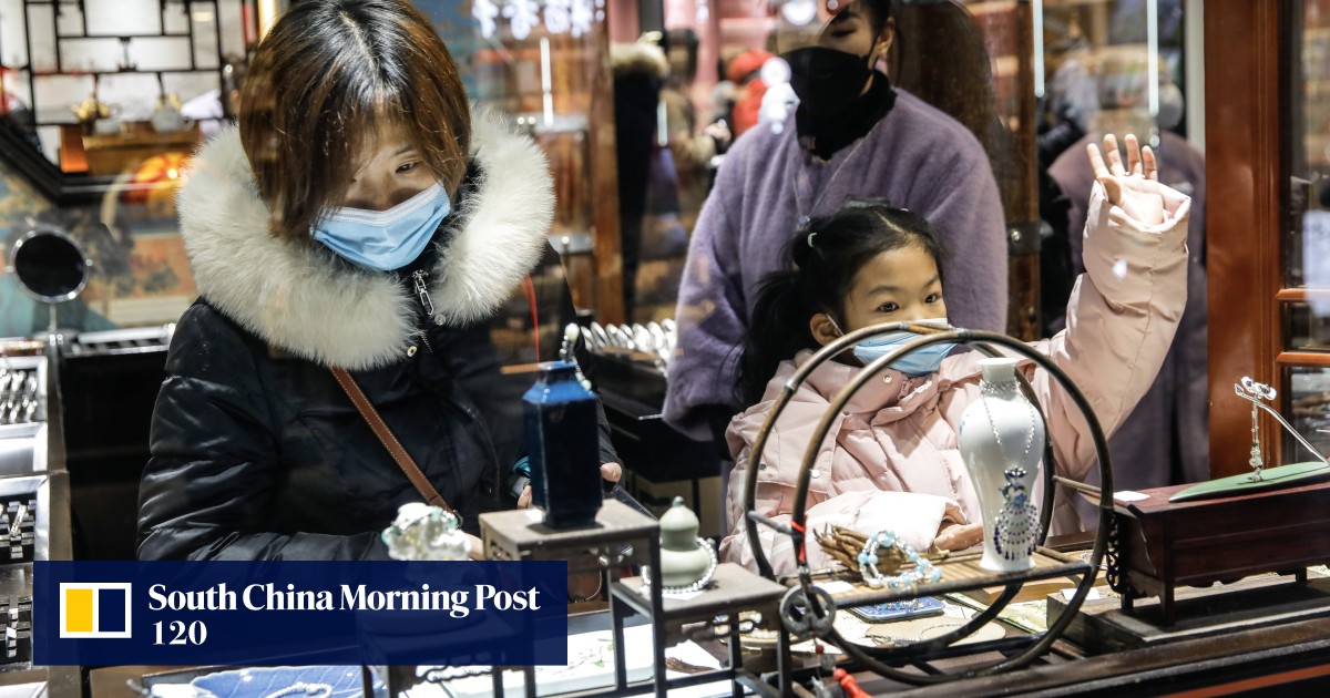 China’s services activity accelerates to 3-month high in November on boost from new orders