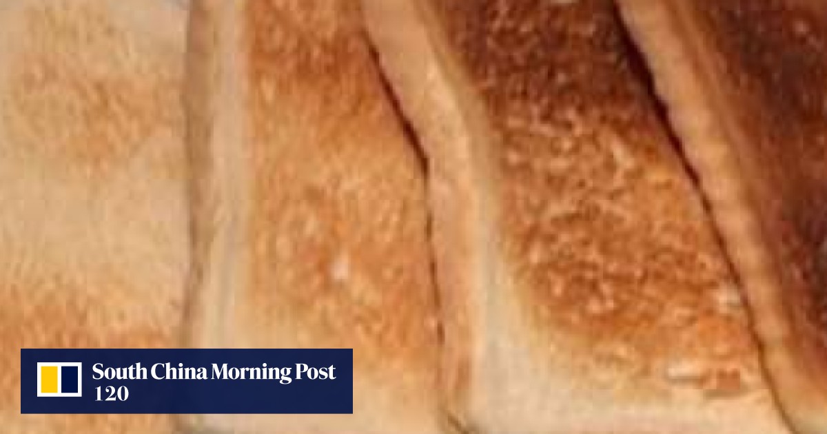 Wellbrowned toast, roast potatoes may cause cancer, health authority