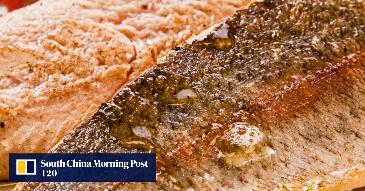 How the right diet can delay menopause, ease symptoms, and smooth the