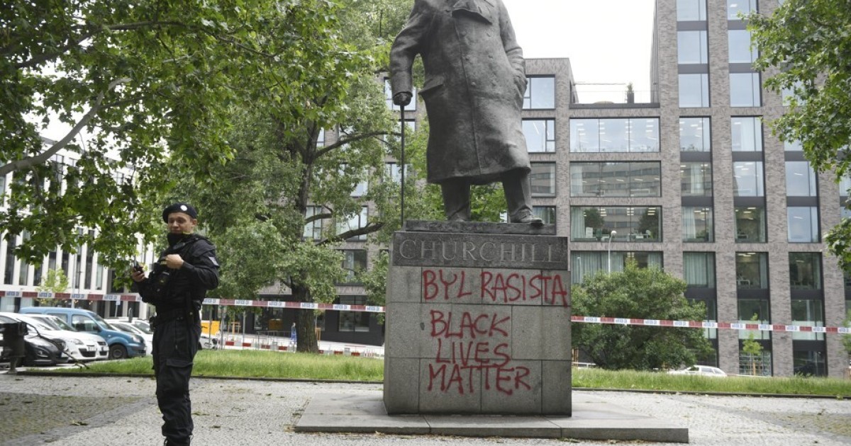 Statues Of Colonial Figures Including Winston Churchill And Christopher Columbus Reassessed Worldwide After George Floyd S Death South China Morning Post Statues Of Colonial Figures Including Winston Churchill And Christopher Columbus Reassessed Worldwide After George Floyd S Death South China Morning Post