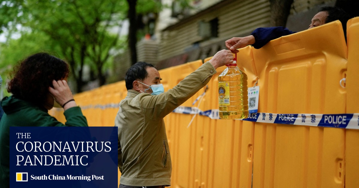 Coronavirus: Shanghai finds a record 3,200 cases with Covid-19 symptoms as mass tests uncover Omicron lurking in families in cloistered homes - Vimarsana News