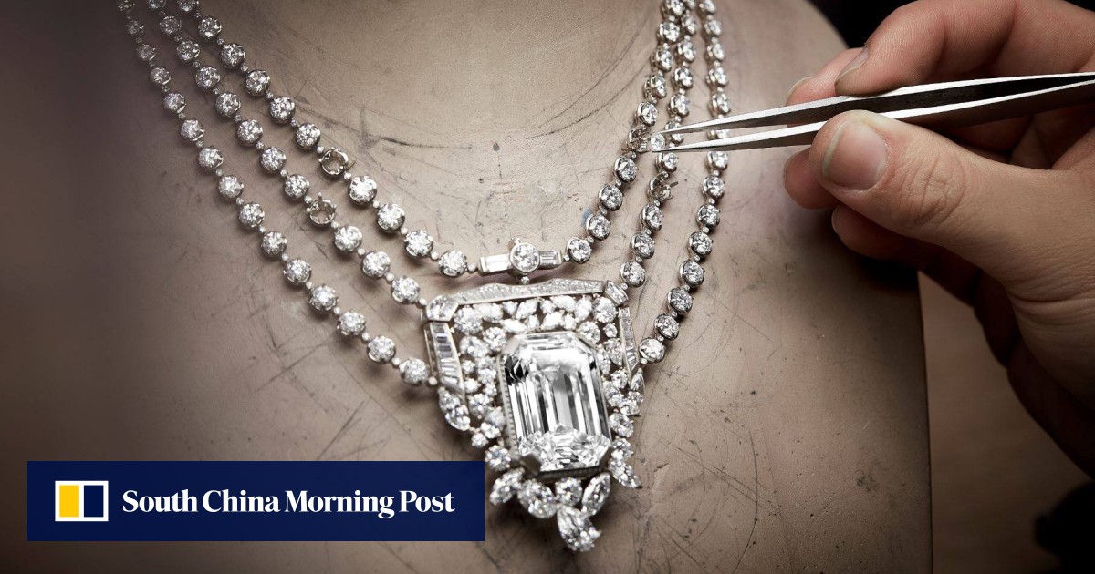 55.55 high jewellery diamond necklace 