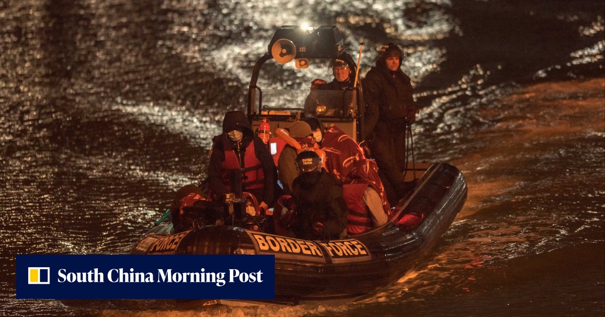 UK-France feuding thwarts attempts to resolve English Channel migrant crisis - Vimarsana News