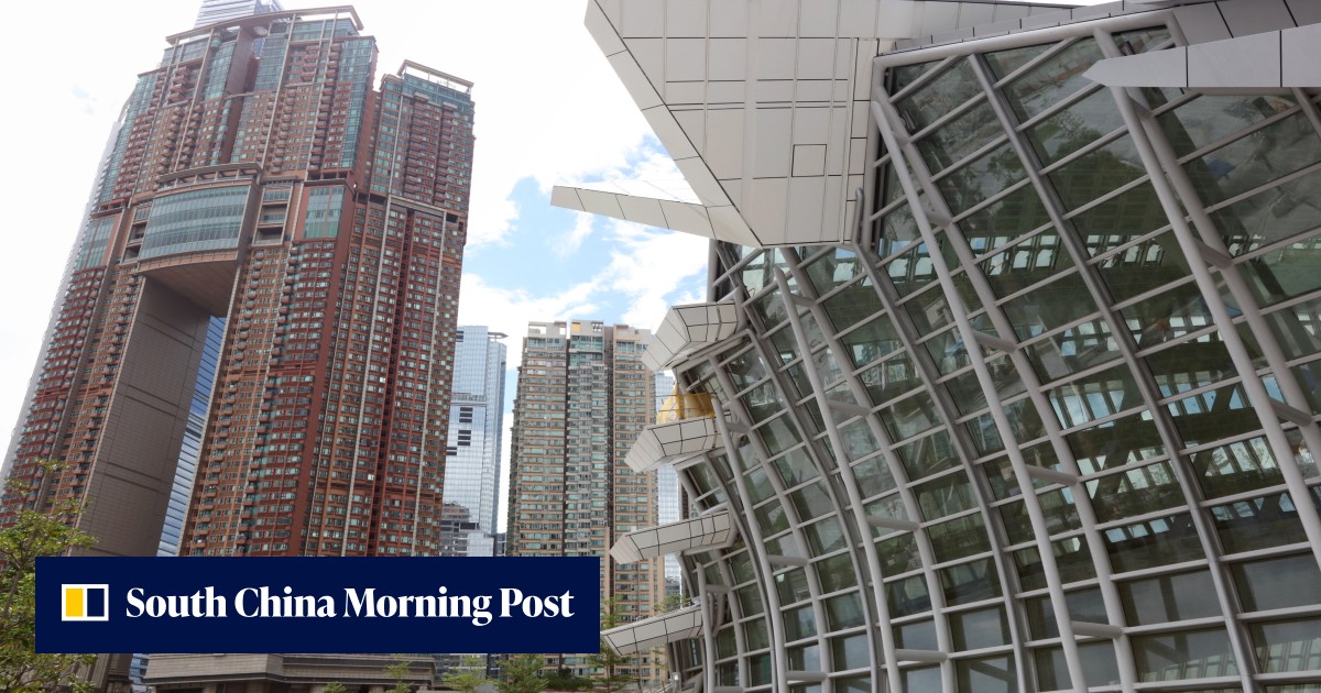 A triplex, dubbed 'Emperor's Home', and four flats at The Arch near Kowloon MTR station on offer for US$128 million - Vimarsana News