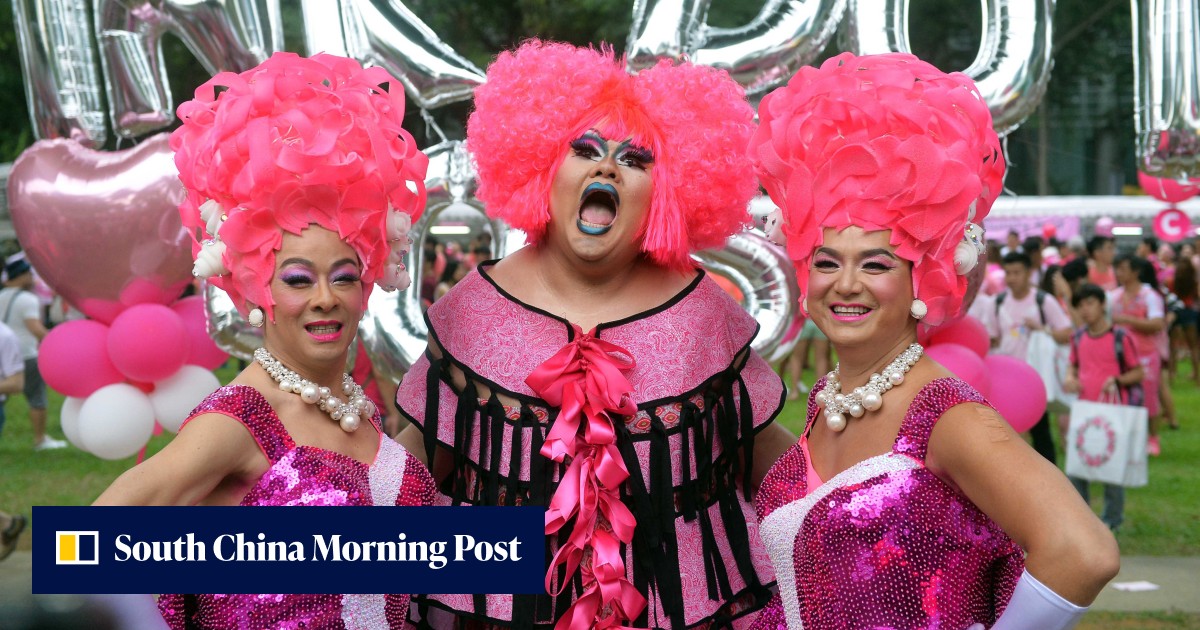 Samsung pulls Singapore drag queen ad after backlash - Vimarsana News