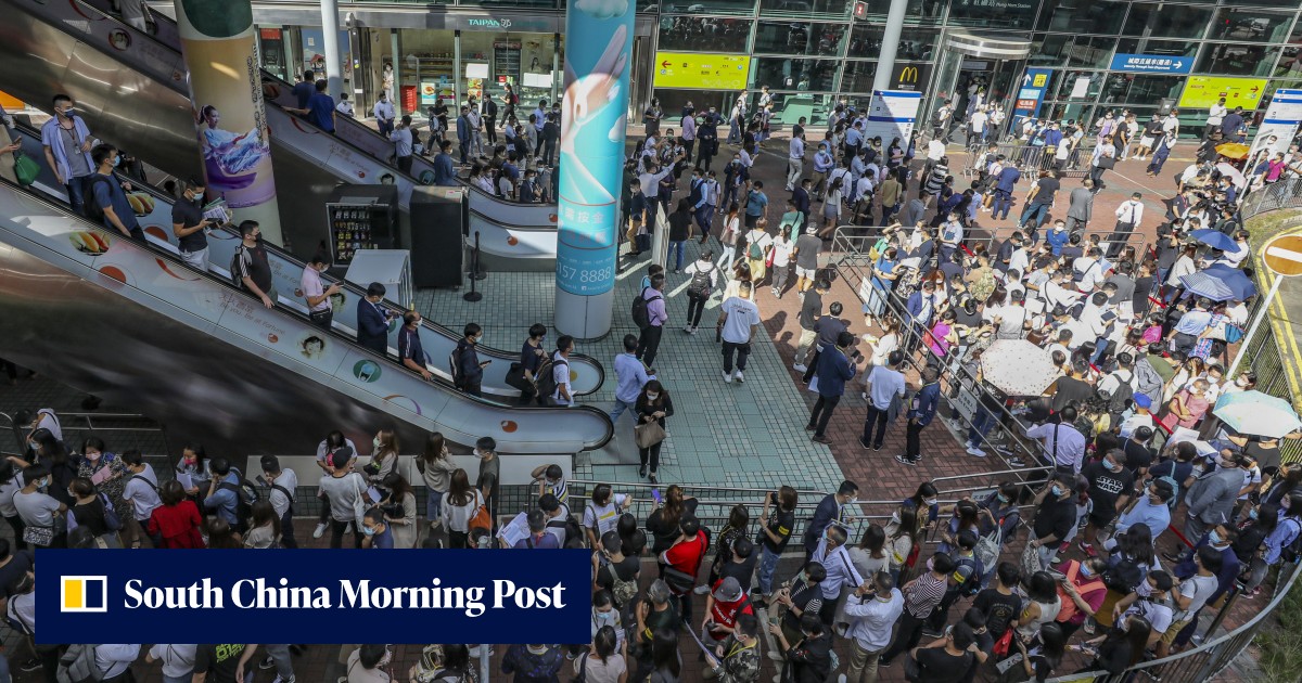 Realtors pay bigger-than-average bonuses after 12 months of record sales in Hong Kong defied city's Covid-19 outbreak and gloomy job market - Vimarsana News