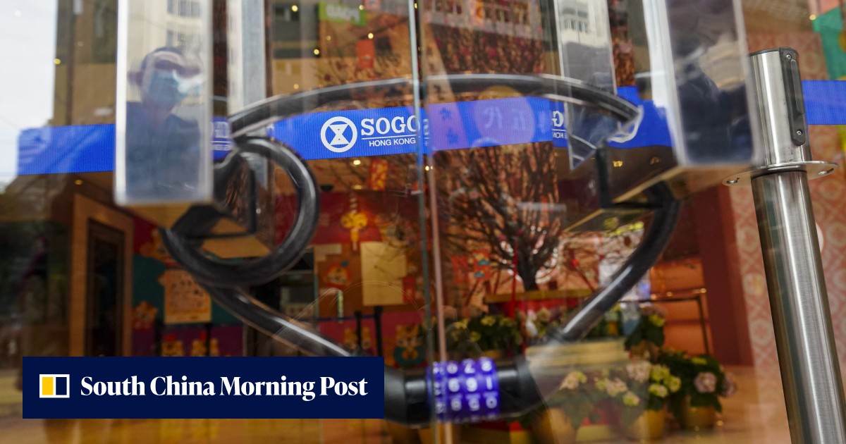 Coronavirus: one of Hong Kong's largest department stores to close for weekend over staff infections as major banks suspend operations at select branches - Vimarsana News