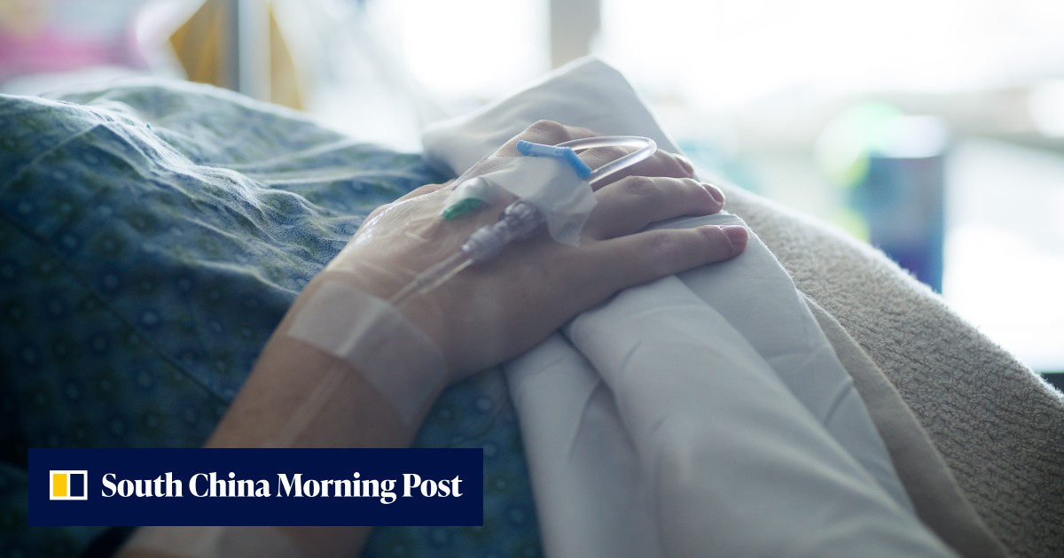 Partners left disappointed after Hong Kong public hospitals bring back ban on delivery rooms to protect pregnant women amid Covid-19 surge - Vimarsana News