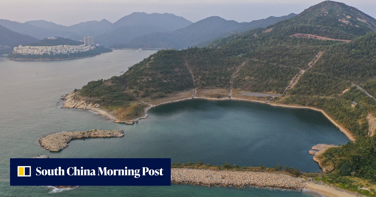 Hong Kong hiker dies after wave sweeps him into the sea while 'taking photos' near Shek O - Vimarsana News