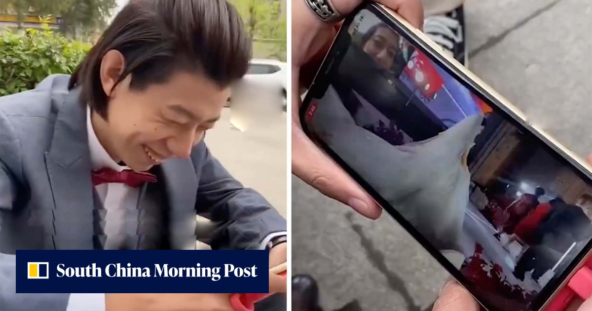 Changing Covid-19 testing rules forces Chinese groom to watch his wedding on a live stream outside the ceremony venue - Vimarsana News