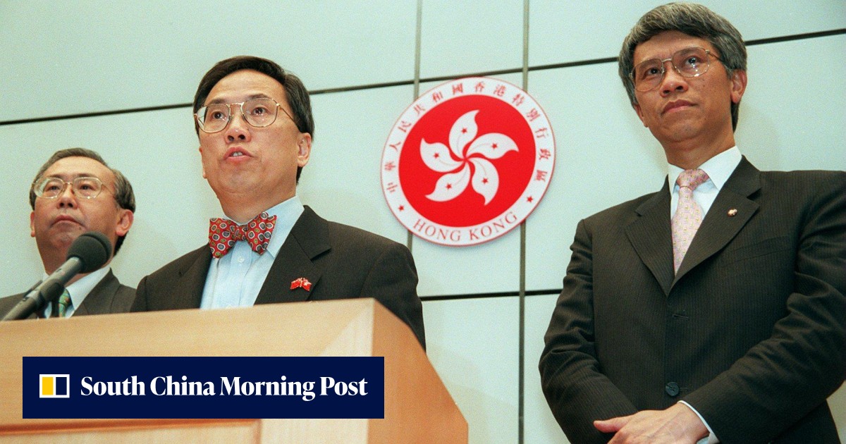 August 14, 1998: 'Billions spent to prop up shares' - Hong Kong fights back amid financial crisis - Vimarsana News