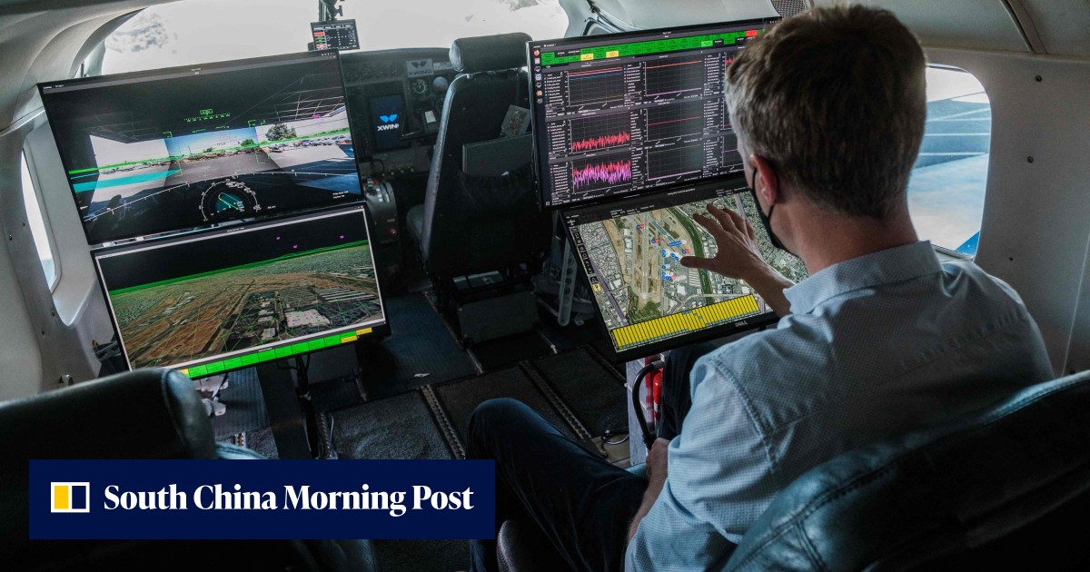 Pilot down, passenger with 'no idea how to fly' takes over and lands US plane - Vimarsana News