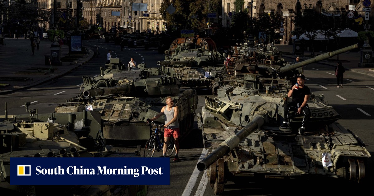 Russian rocket strike kills 22 on Ukraine's Independence Day, Volodymyr Zelensky says - Vimarsana News