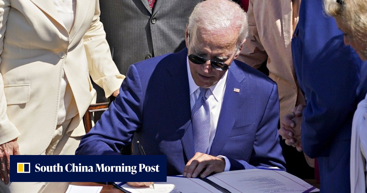 Biden weighs curbs on US investment in China tech and action against TikTok, as new limits on AI chips also considered - Vimarsana News