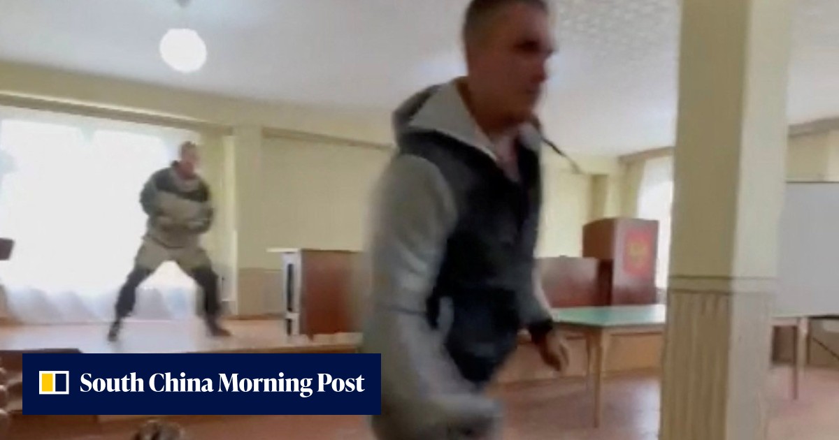 Russian military recruiter shot amid fear of Ukraine call-up - Vimarsana News