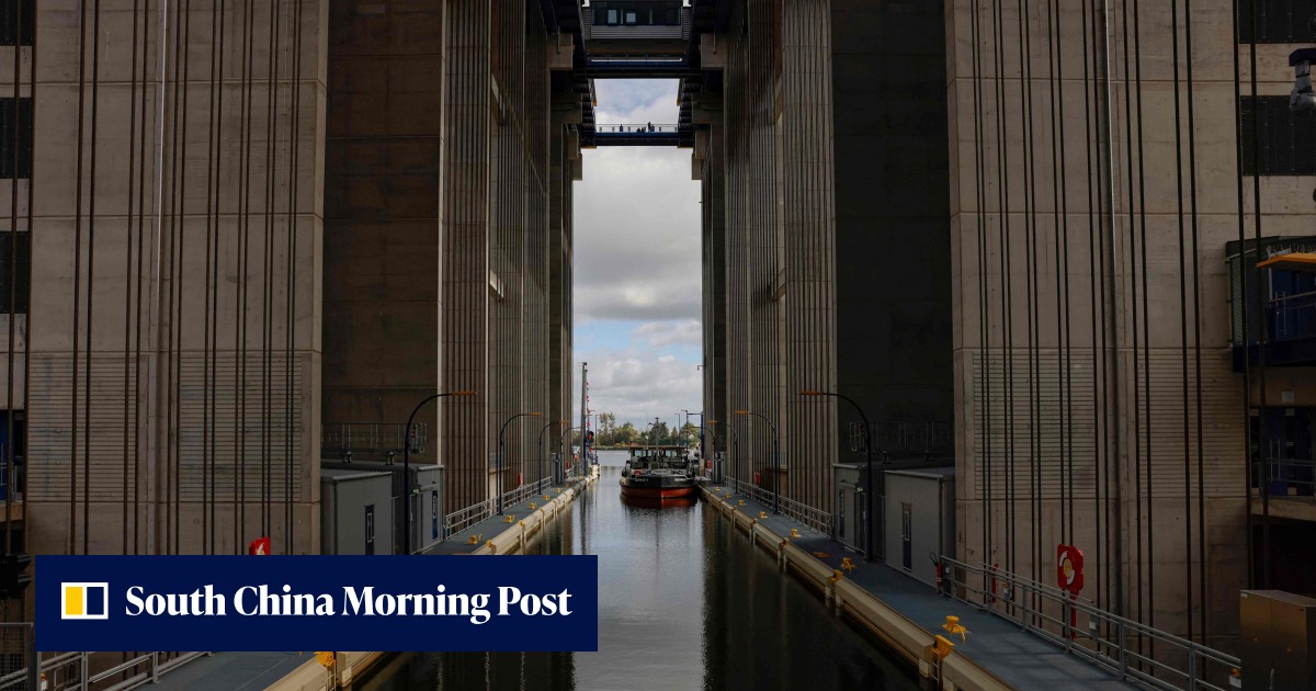 New boat lift on a canal linking Berlin and Poland is an engineering feat that can carry 'the weight of 50 blue whales' - Vimarsana News
