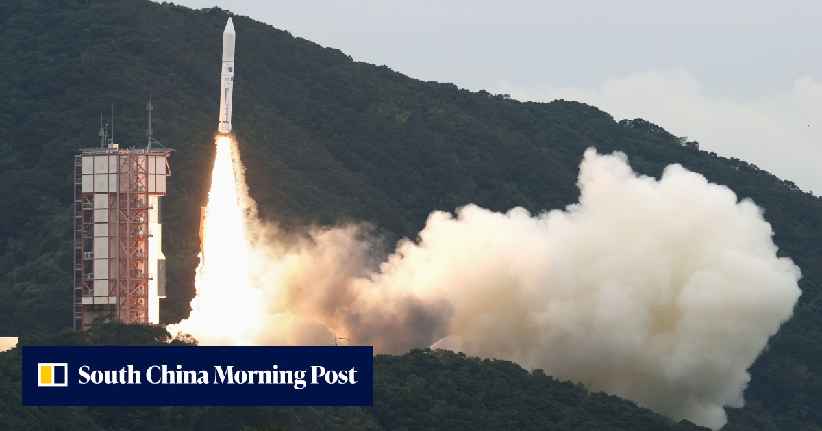 Japan's Epsilon rocket ordered to self-destruct after failed launch - Vimarsana News