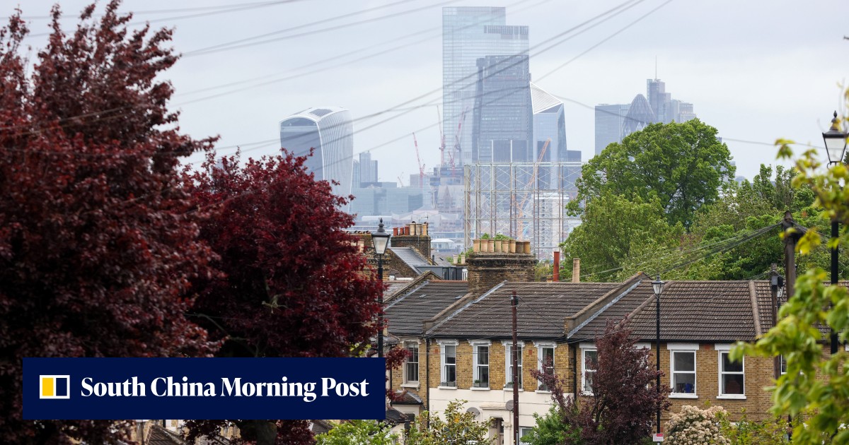 Weaker pound proves a draw for Hongkongers buying UK homes - Vimarsana News