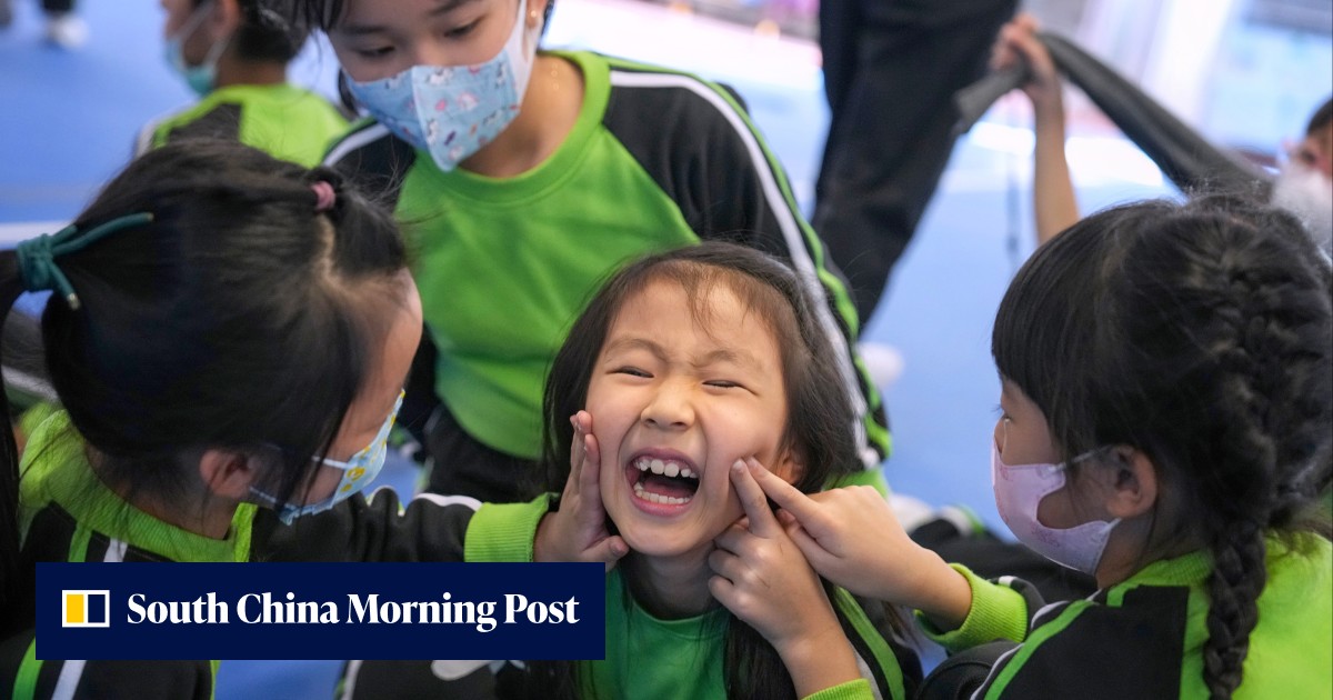 Hong Kong students can take masks off while exercising for first time since 2021 - Vimarsana News