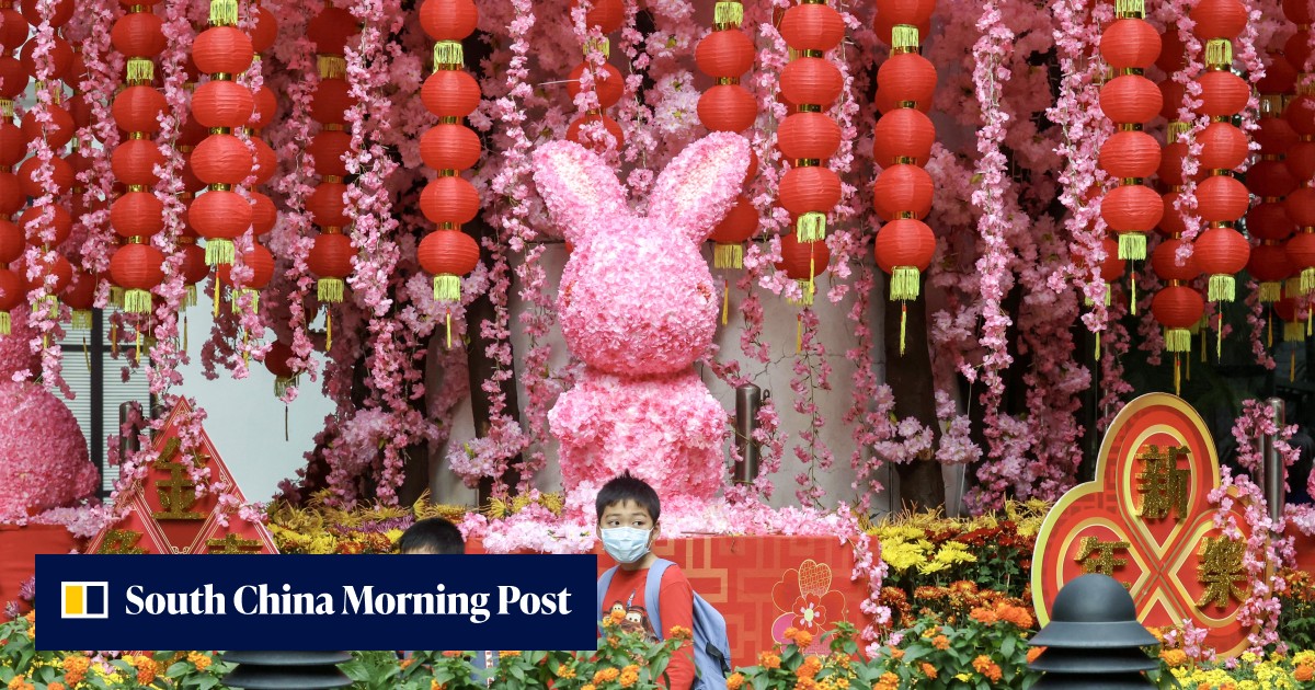 Hong Kong stocks approach 11-month high as traders load up on Alibaba, BYD and EV makers in post-holiday rally - Vimarsana News