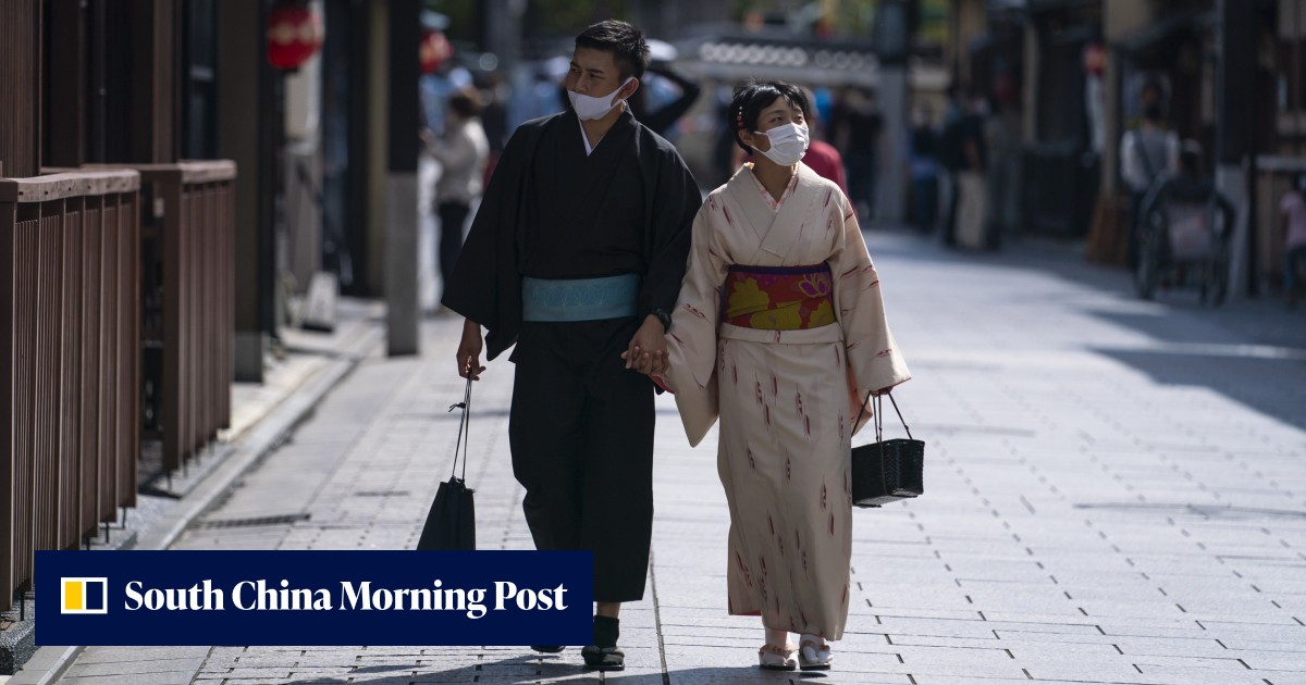 Japan has fewer babies because young people aren't good lovers, politician says - Vimarsana News