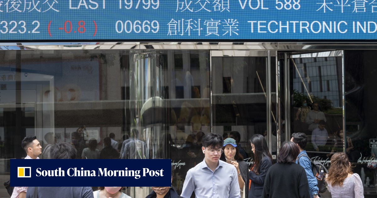 Hong Kong stocks struggle for direction after China's inflation data points to sluggish post-Covid recovery - Vimarsana News