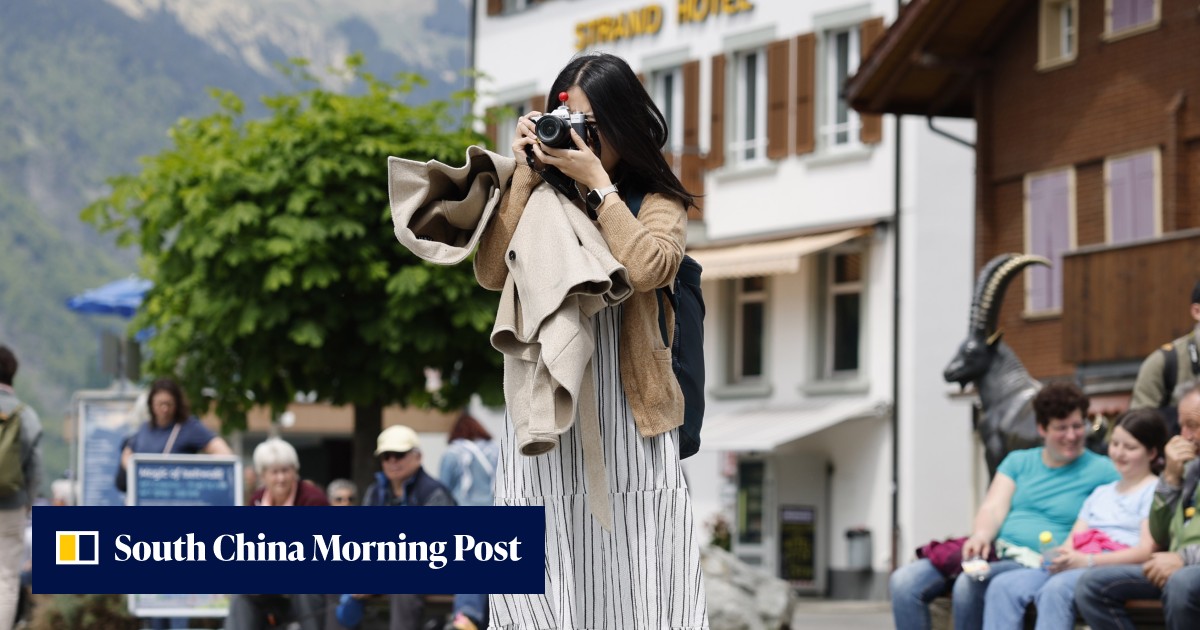 Fans of Netflix K-drama series Crash Landing on You mob Swiss village of Iseltwald where a romantic scene was filmed – it's a 'dream come true' for some - Vimarsana News