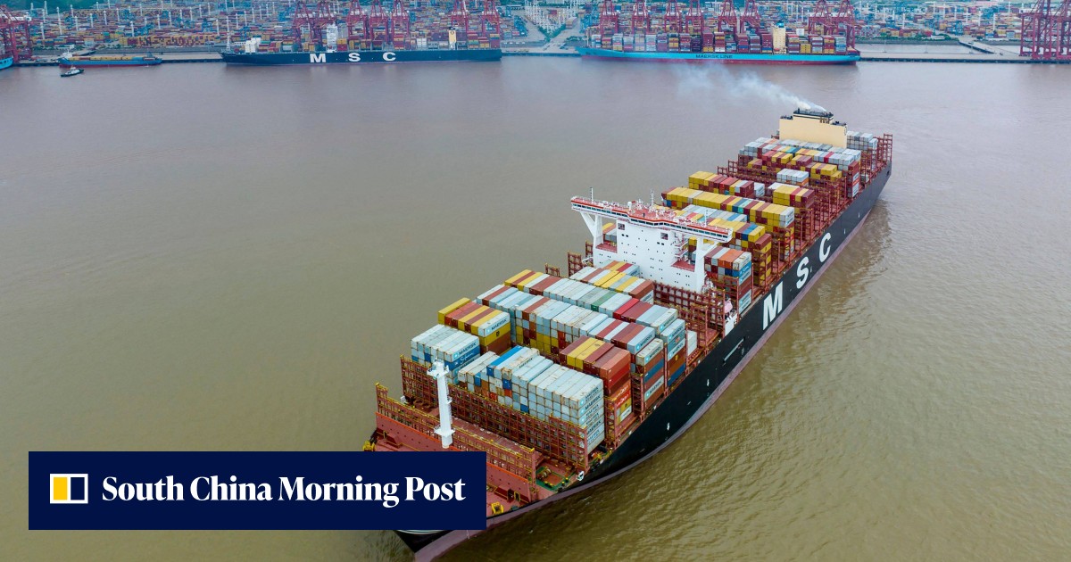 Climate Change: unregulated shipping industry contracts, uncertainty over fuel transition among biggest barriers to decarbonisation, experts say - Vimarsana News