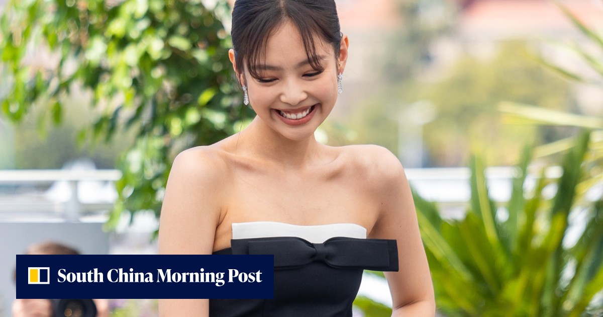 Blackpink's Jennie, Jennifer Lopez, Paris Hilton prove bows are back in fashion – thank TikTok's balletcore moment, and the embrace of uber-femininity - Vimarsana News