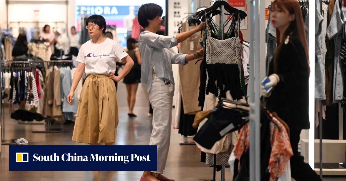 China's shopping centre and street shop landlords offer rental discounts to contain retail space vacancies, supply pressure - Vimarsana News