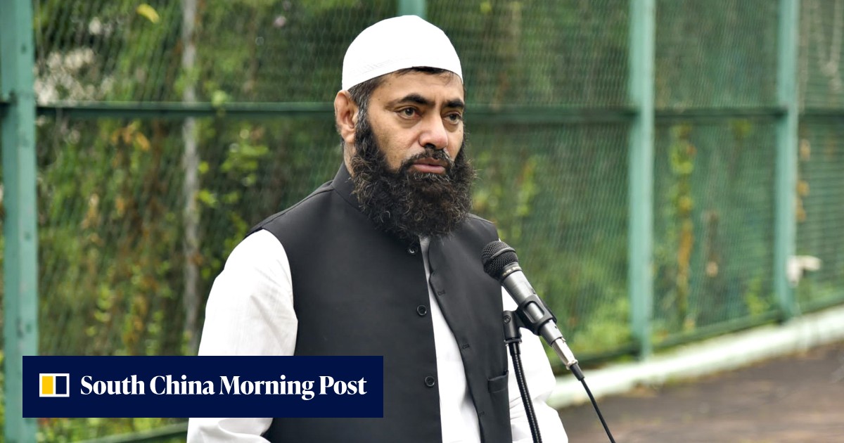 Hong Kong's chief imam urges teachers to attend training after 13-year-old boy undergoes 6-hour eye surgery following alleged assault at religious learning centre - Vimarsana News