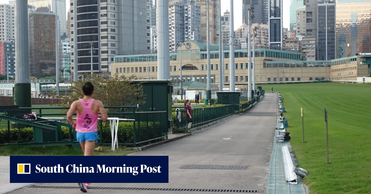 Hong Kong police arrest three for stealing credit cards from lockers at Happy Valley sports facility, spending HK$500,000 - Vimarsana News