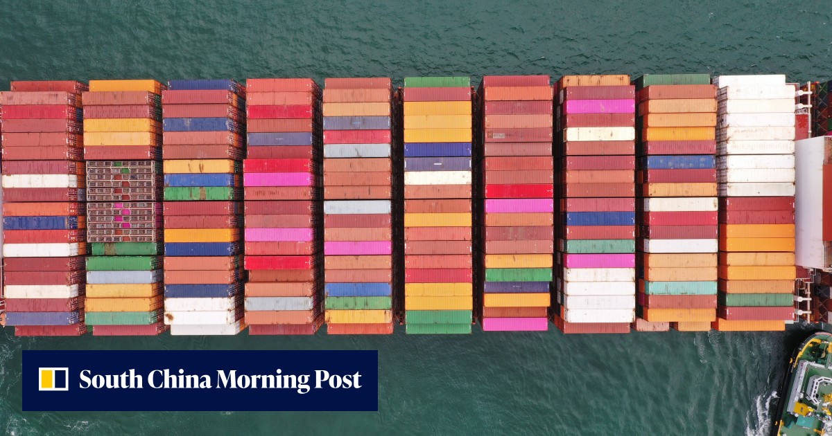 Shipping container prices tumble for first time this year as China's Christmas exporting season slows - Vimarsana News