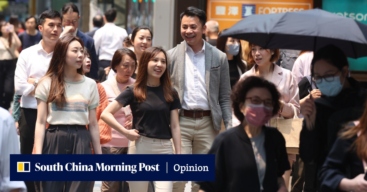 Hong Kong is still drawing foreign talent and businesses as Singapore overheats - Vimarsana News