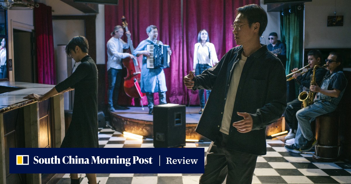 Berlin 2023: The Shadowless Tower movie review – Chinese director Zhang Lu's midlife drama is a gentle story of soul-searching - Vimarsana News