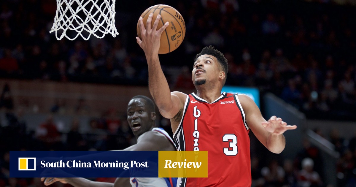 Nba S Cj Mccollum Stops Signing Autographs Amid Coronavirus Spread