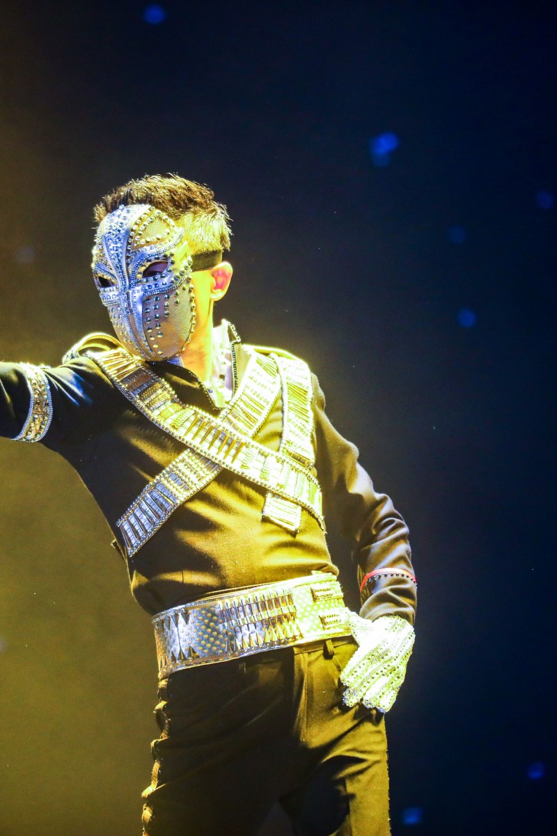 Alibaba Founder Jack Ma Joins Canto Pop Queen Faye Wong In Live Streamed Duet On Youku Video Platform South China Morning Post