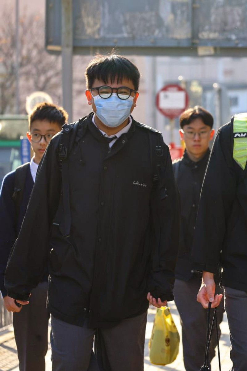 Surge in virus outbreaks at Hong Kong schools linked to lifting of mask